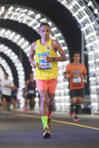 BIB: 40951
                            <button type="button" onclick="openModal(20198451)" class="btn btn-primary btn-sm float-right btn-popup" data-toggle="modal" data-target=".modal-high-quality">
                        <i class="fas fa-shopping-cart"></i> Add to Cart
                    </button>
                                            <button type="button" onclick="isThisMe(20198451, true)" class="btn btn-success btn-sm float-right btn-popup btn-isme hidden" data-toggle="tooltip" data-placement="bottom" title="นี่คือรูปของคุณใช่ไหม คลิกที่นี่เพื่อเอาเข้าอัลบั้ม">
                        <i class="fas fa-plus"></i> Add to album
                    </button>
                    <button type="button" onclick="isThisMe(20198451, false)" class="btn btn-warning btn-sm float-right btn-popup btn-isnotme hidden">
                        <i class="fas fa-ban"></i> Remove from album
                    </button>
